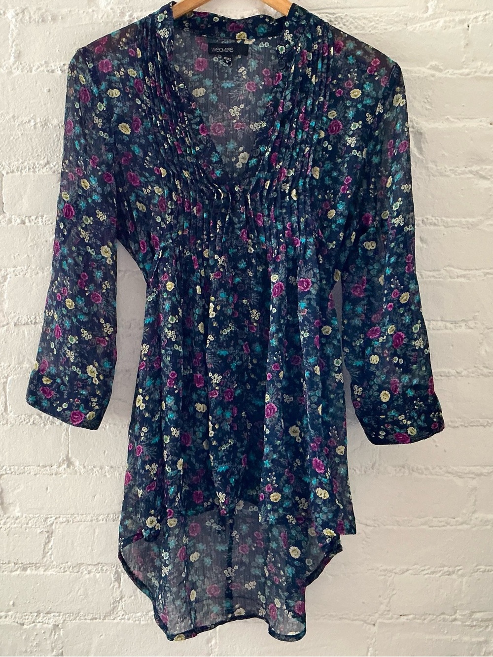 Weavers Sheer Floral Tunic Top Button Front V-Neck Fairy Whimsy Feminine Flowy M